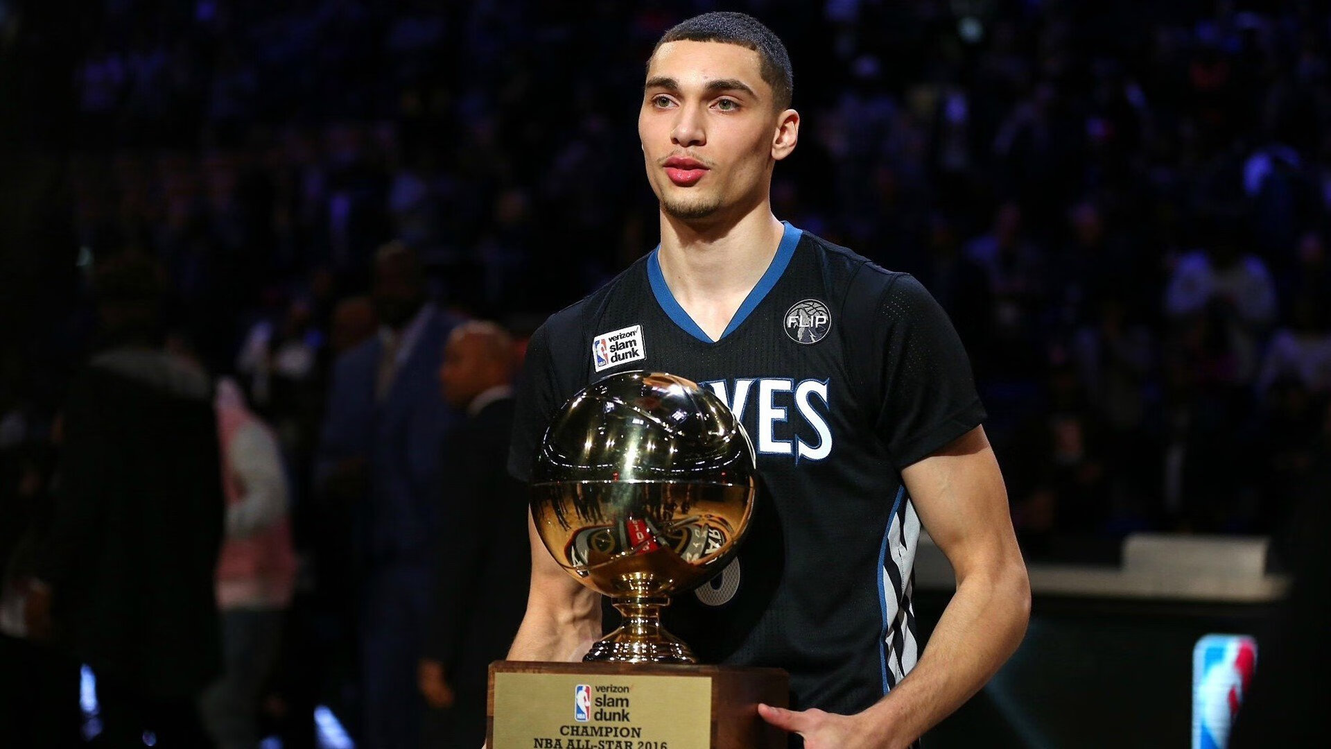 《电竞场馆创新设计:科技与艺术的完美融合》,电竞馆的设计迎合年轻